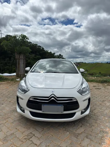 Citroen DS5 1.6 Turbo 16V 5P Aut. 2014