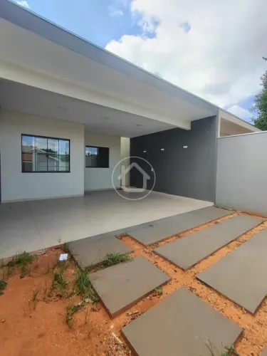 CASA MODERNA NO CAIÇARA