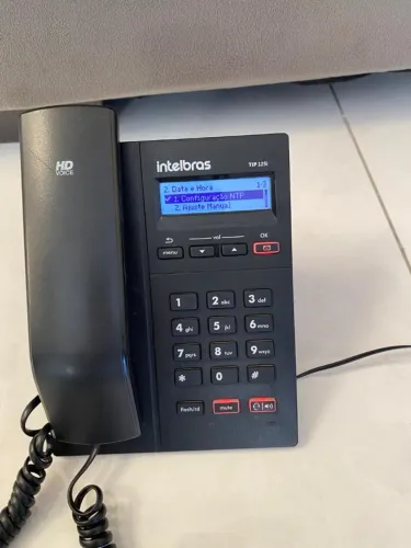 Telefone IP Intelbras TIP 125i (VoIP)