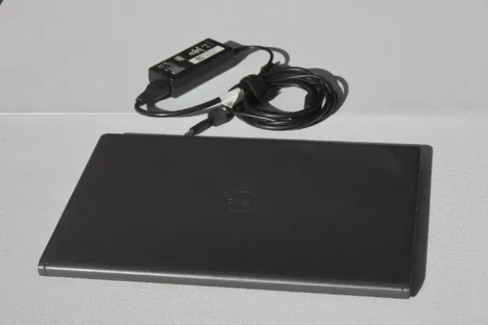 Notebook Dell Inspiron 15 (3520) 15.6 FHD 512 GB/16 GB de RAM i5-1235U W11