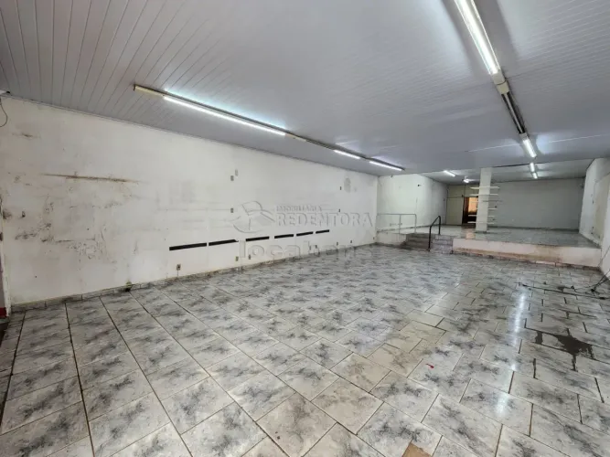 Salão Comercial no Centro da Cidade para Alugar