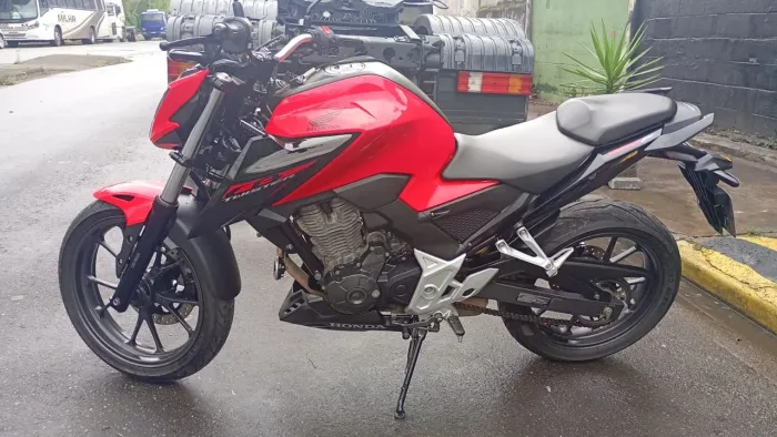 VENDE- SE HONDA CB300F TWISTER ABS