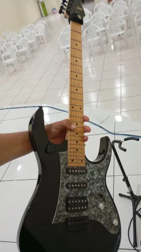 Vende-se Guitarra J&F