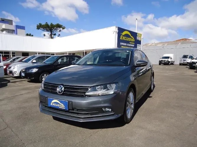 Volkswagen Jetta Comfortline 1.4 TSI 16V 4P Aut. 2018