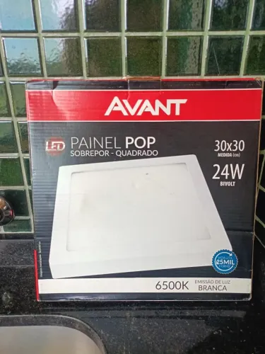 Painel LED Avant Pop Sobrepor 30x30 24W Bivolt ? Luz Branca 6500K
