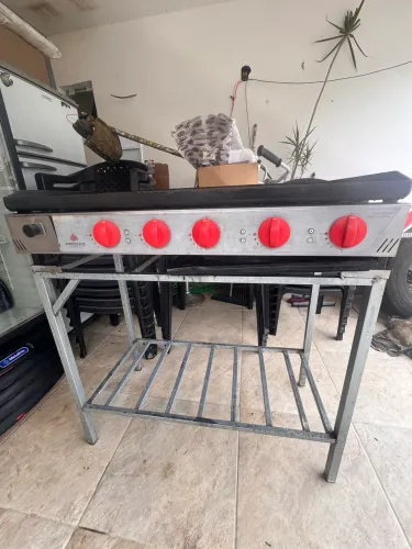 Mesa bancada de inox 1.90x80x85+ chapa para lanches com grill +estrutura