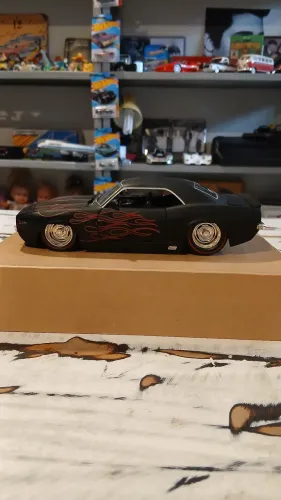 Chevy Camaro 1969. Escala 1:24. Da Jada Toys