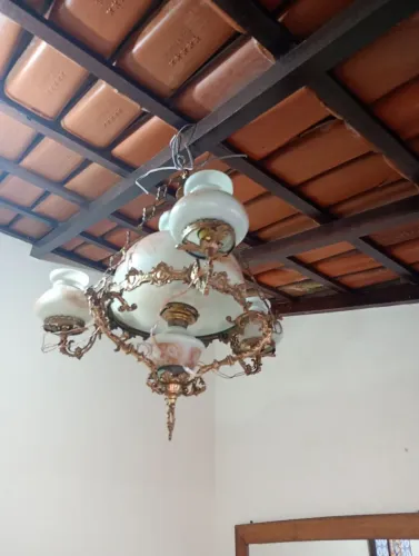 Lustre