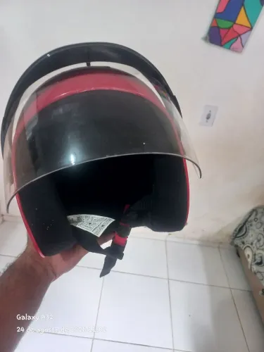 Vendo capacete aberto, novo