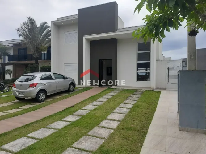 Casa de condomínio em Avenida Bougainvillee - Maitinga - Bertioga/SP