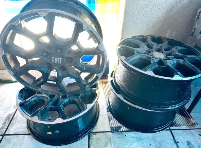 Rodas Aro 16 da Fiat nova