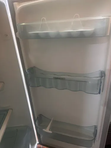 Geladeira Eletrolux DF34 260 litros