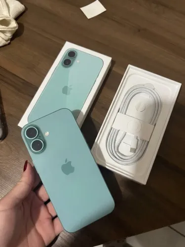 iPhone 16 - Verde