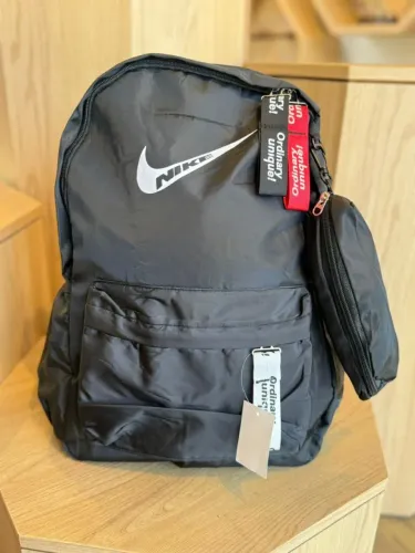 Mochila nike Basic