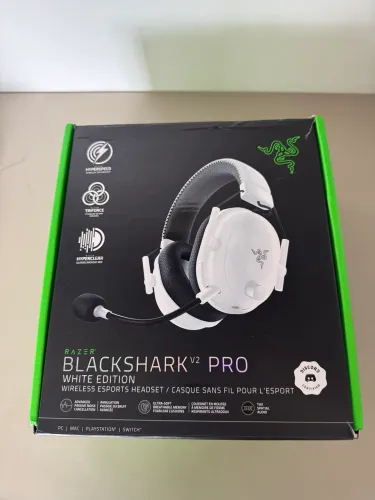 Headset Gamer Razer Blackshark V2 Pro Sem Fio Branco Com Microfone