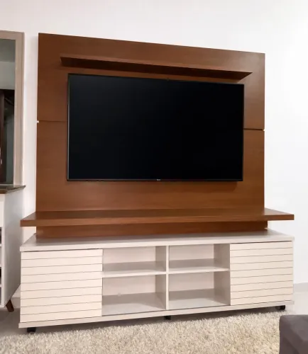Rack com painel