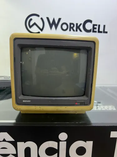 TV antiga Semp 102
