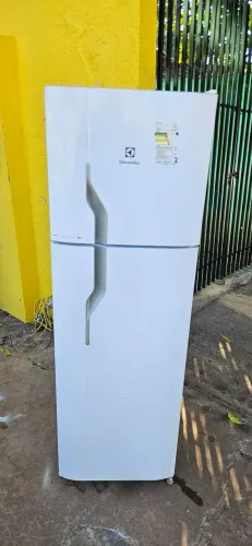 geladeira Electrolux frost free DF35A - ENTREGA GRÁTIS