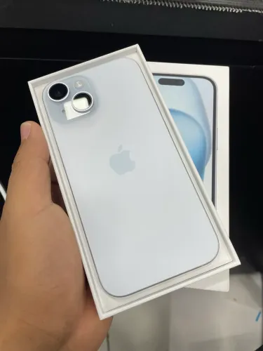 iPhone 15 128 GB Seminovo