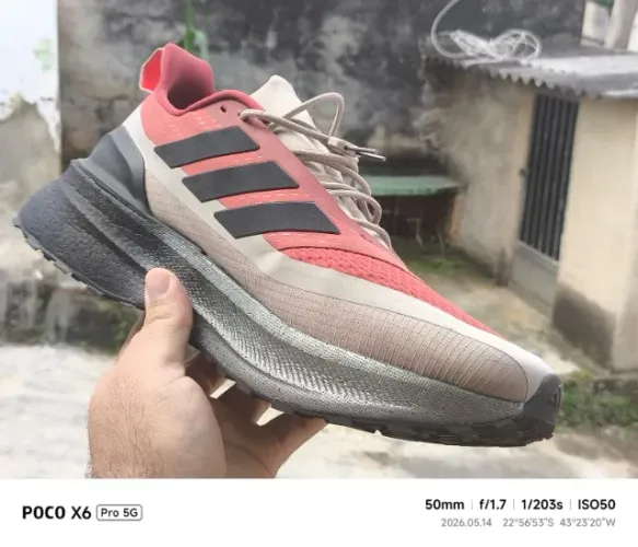 Adidas Ultraboost 5  Tamanho 46 (Usado duas vezes)
