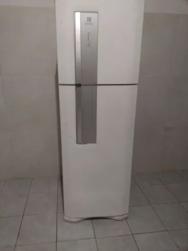 Geladeira duplex Electrolux frosfree