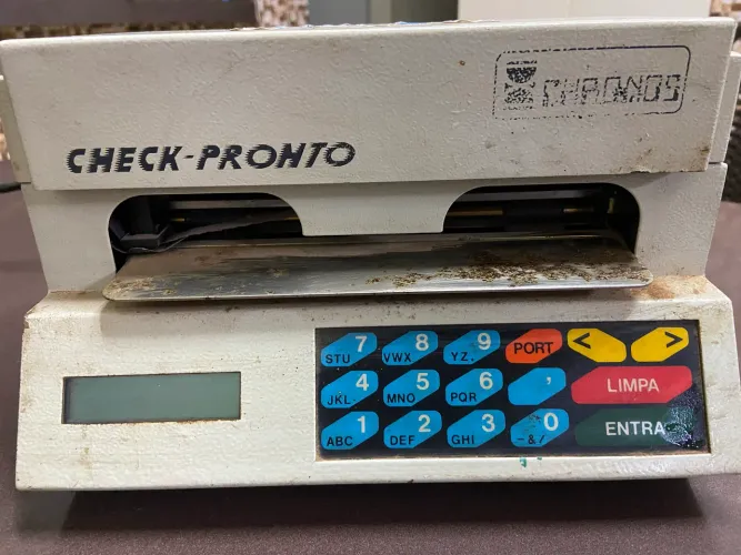 Relíquia máquina de preencher cheque ( colecionador )