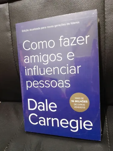 Livro Dale Carnegie - Como Fazer Amigos e Influenciar Pessoas (Novo Lacrado)