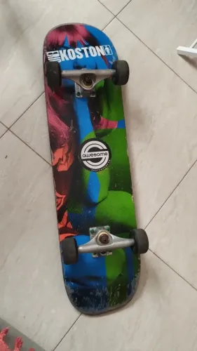 Skate Profissional usado Shape Girl Eric Koston , Truck Crail Letícia Bufoni