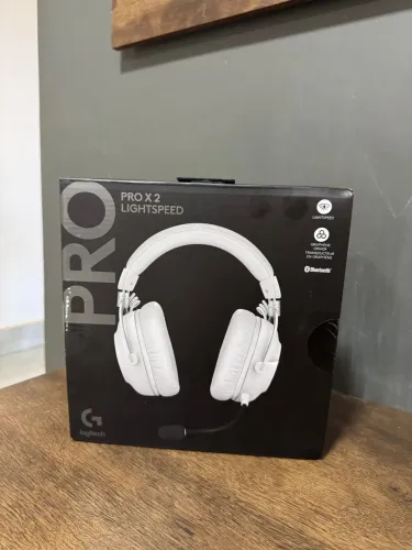 Headset gamer sem fio Logitech G Pro x2 lightspeed