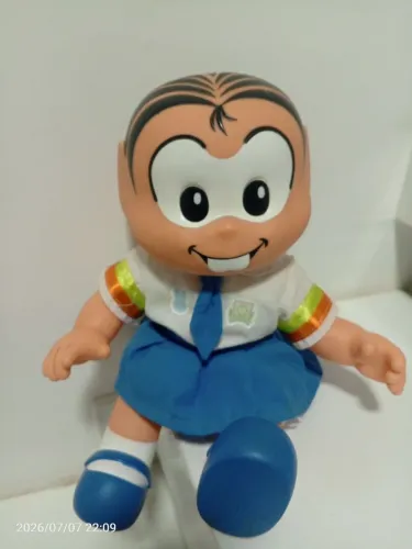 Boneca da Monica colegial antiga está perfeita linda