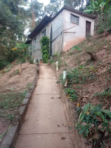 Sítio em Araçariguama Santa Hella Rua Manacá poço caipira 