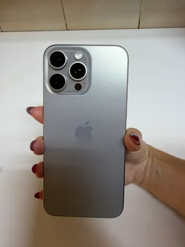 IPHONE 15 PRO MAX 256 GB - MUITO NOVO!