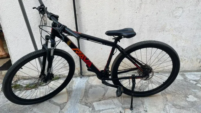 Bicicleta semi nova