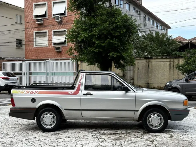 Volkswagen Saveiro CL/ Summer 1.8 MI E 1.8 (álcool) 1993