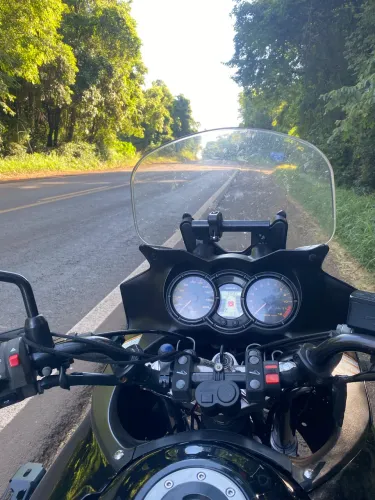 Moto Vstron 650