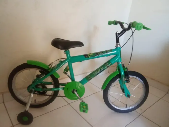 Bicicleta infantil aro 16<br>Para crianças de 3 a 6 anos<br>Whatsapp 62 9 9646 - 6739