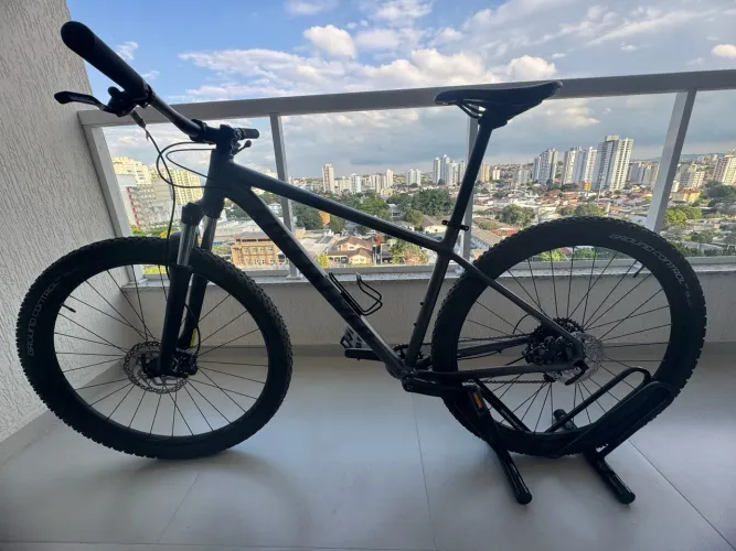 Bicicleta Rockhopper Sport 2023