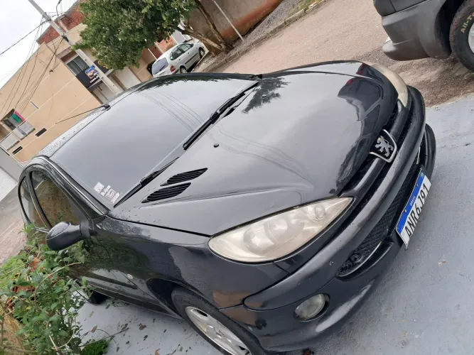 Peugeot 206 Feline 1.4/ 1.4 Flex 8V 5P 2006
