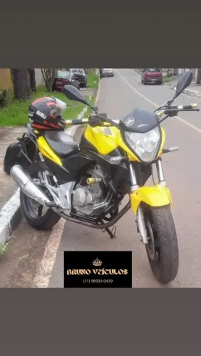CB 300R 2012 R$ 9.500 TODA REVISADA