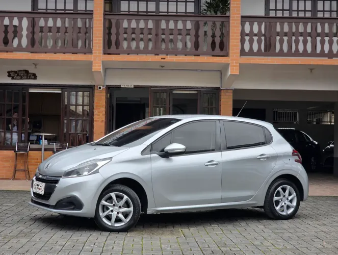 Peugeot 208 Active 1.2 Flex 12V 5P Mec. 2019