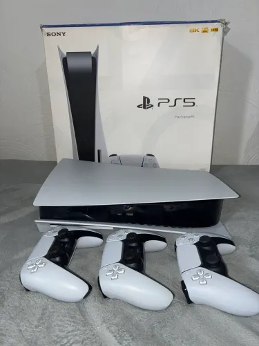 PS5 Mídia Física - 825GB + 3 Controles