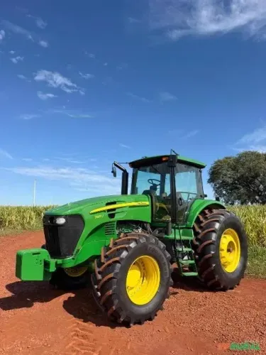 JOHN DEERE 7210