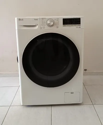 Lava e Seca LG, sem uso, Lava 12kg Seca 7kg - 127 V - c/ IA e motor inverter