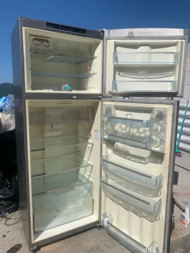 Vendo geladeira frossfree funcionando perfeitamente 