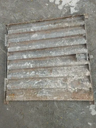 Porta de ferro