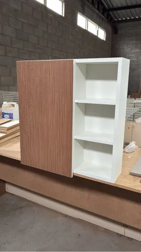Armário aéreo banheiro MDF