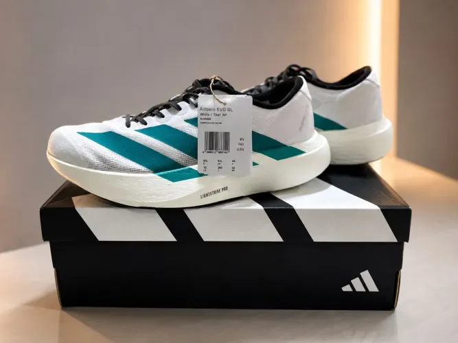 Adizero EVO SL | 42 BR