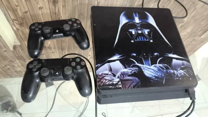 Playstation 4 (Valor negociável)