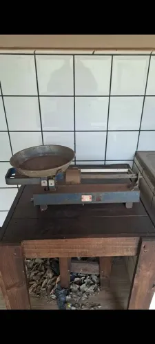 Balança Mecânica Antiga de Bancada