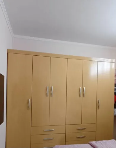 Guarda-Roupa 6 Portas e 6 Gavetas - Bom Estado